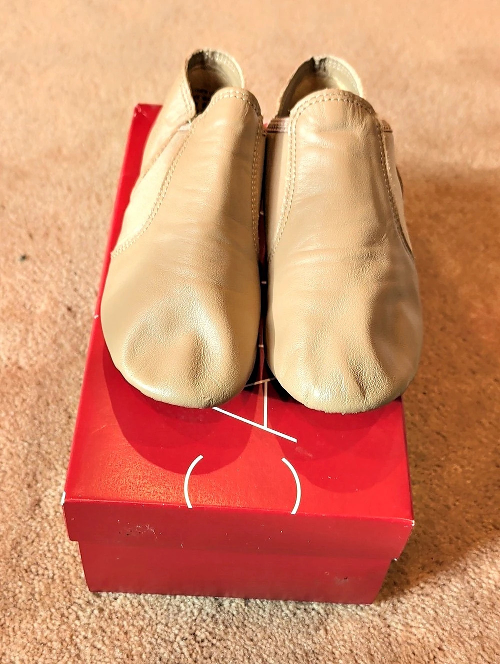 Capezio Slip-On Jazz Shoe Tan